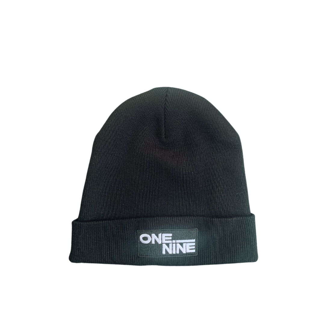 Logo patch beanie